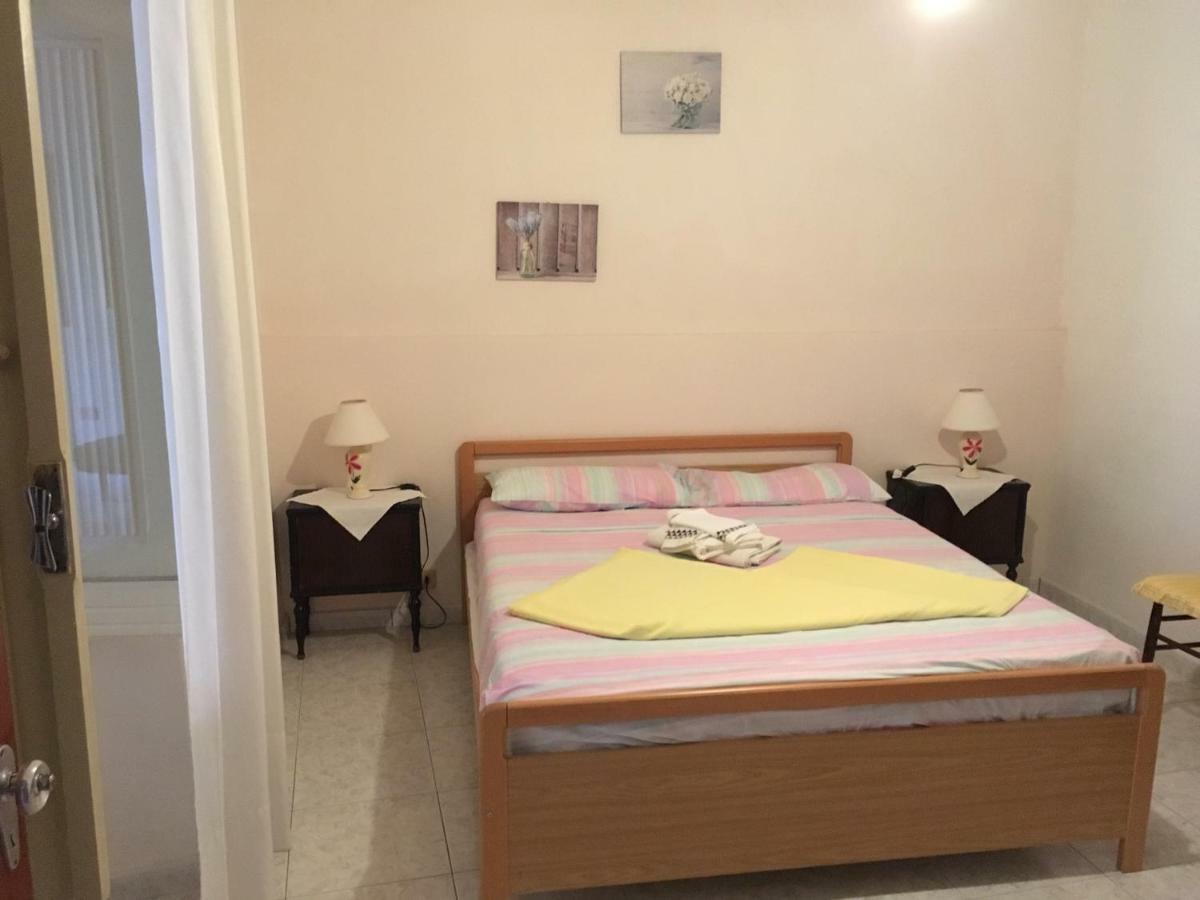 Anna Apartment วิลลาปุตซู ภายนอก รูปภาพ